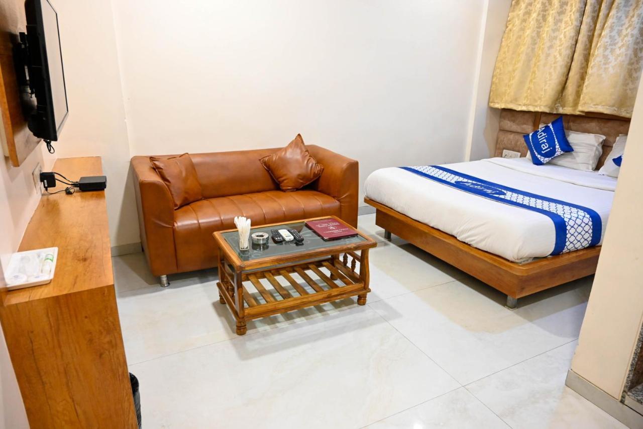 Adiraj Residency Ξενοδοχείο Νάβι Μουμπάι Εξωτερικό φωτογραφία