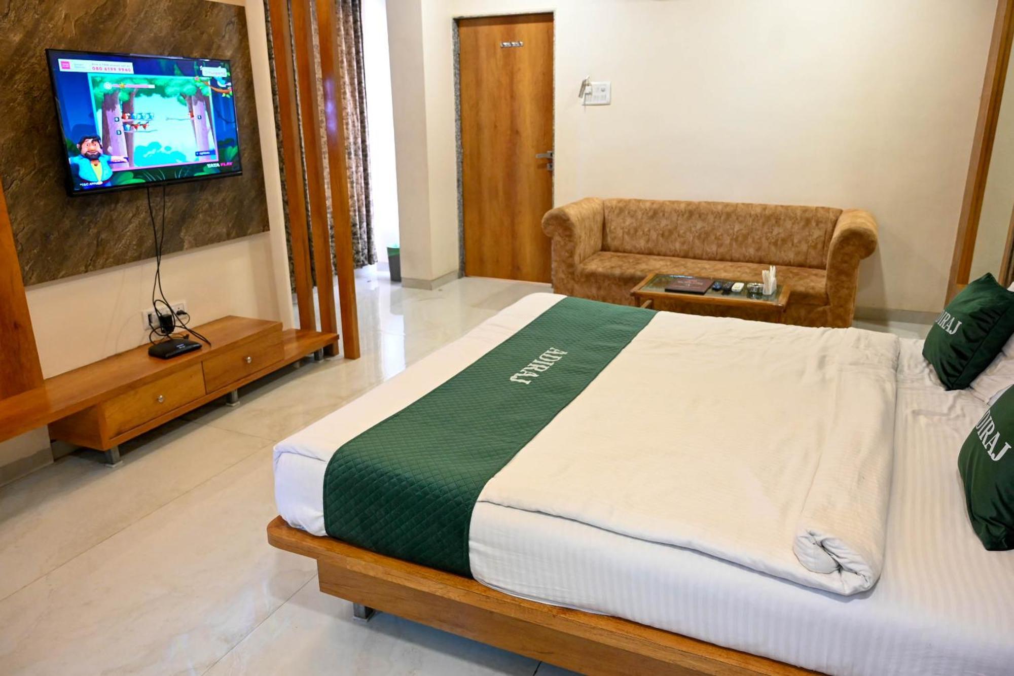 Adiraj Residency Ξενοδοχείο Νάβι Μουμπάι Εξωτερικό φωτογραφία