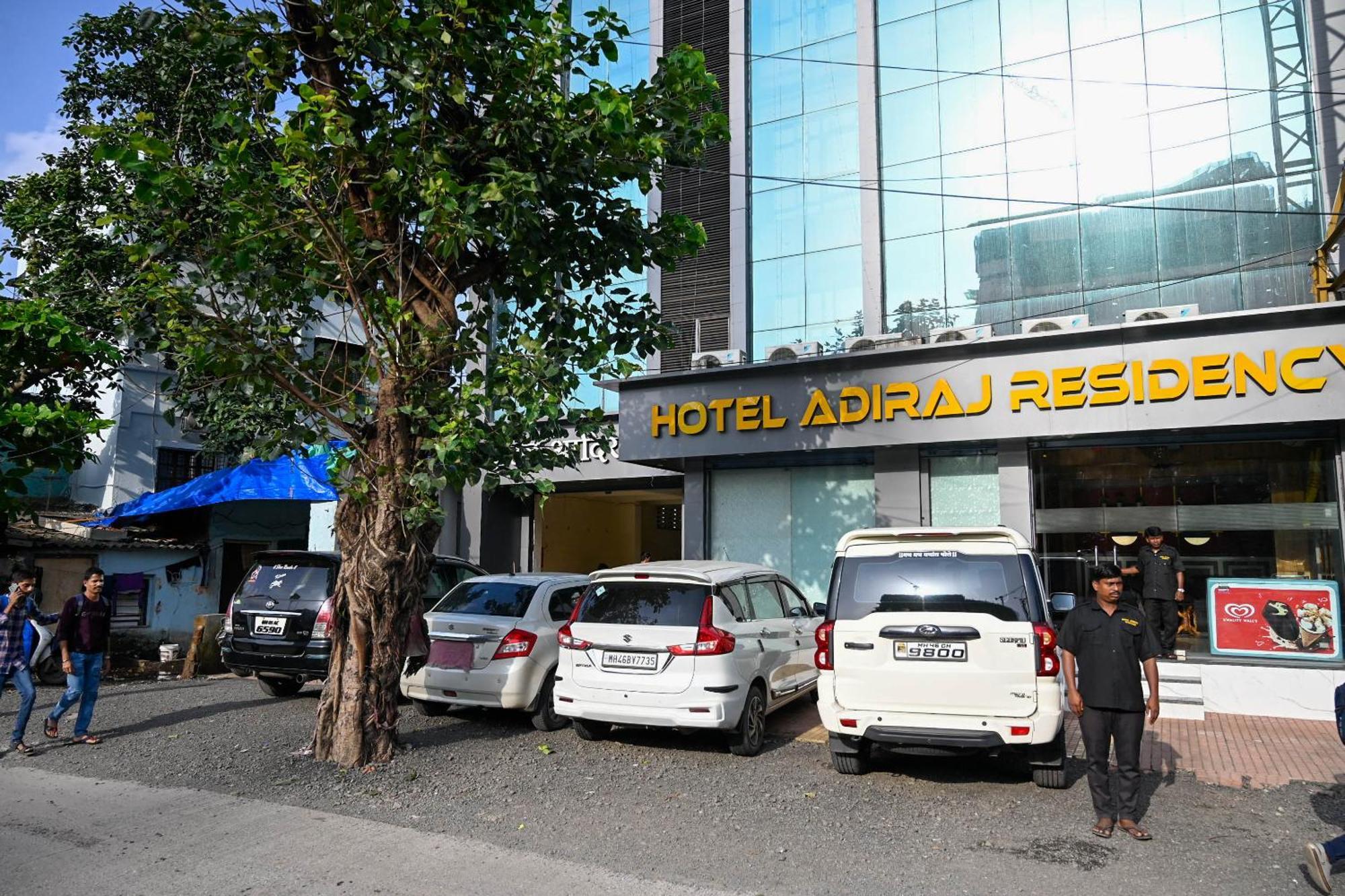 Adiraj Residency Ξενοδοχείο Νάβι Μουμπάι Εξωτερικό φωτογραφία