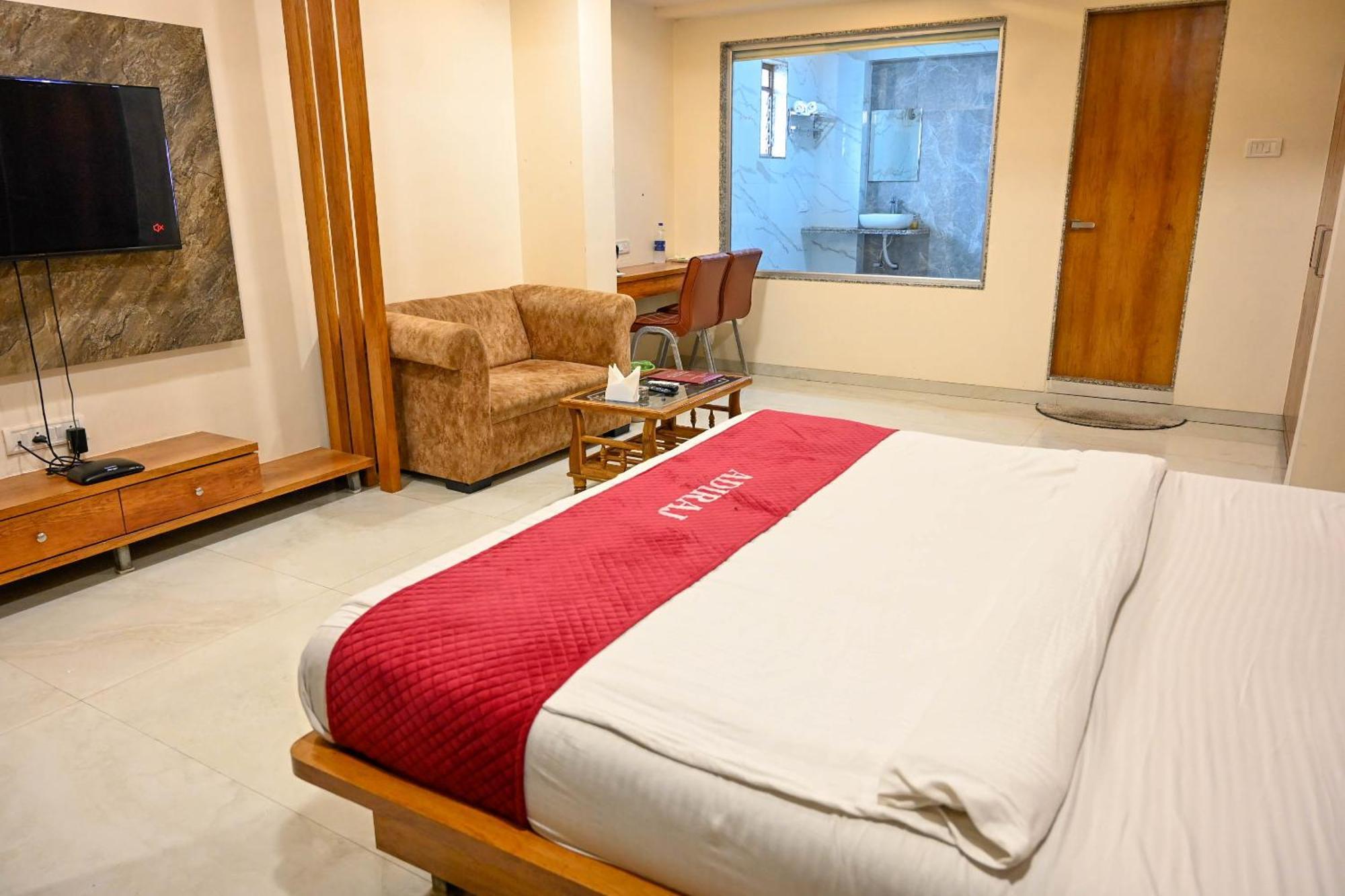 Adiraj Residency Ξενοδοχείο Νάβι Μουμπάι Εξωτερικό φωτογραφία