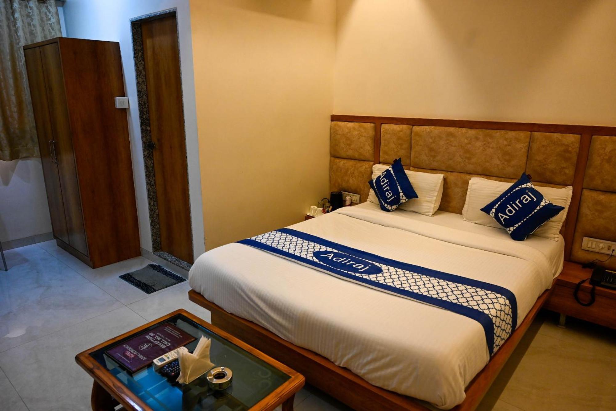 Adiraj Residency Ξενοδοχείο Νάβι Μουμπάι Εξωτερικό φωτογραφία