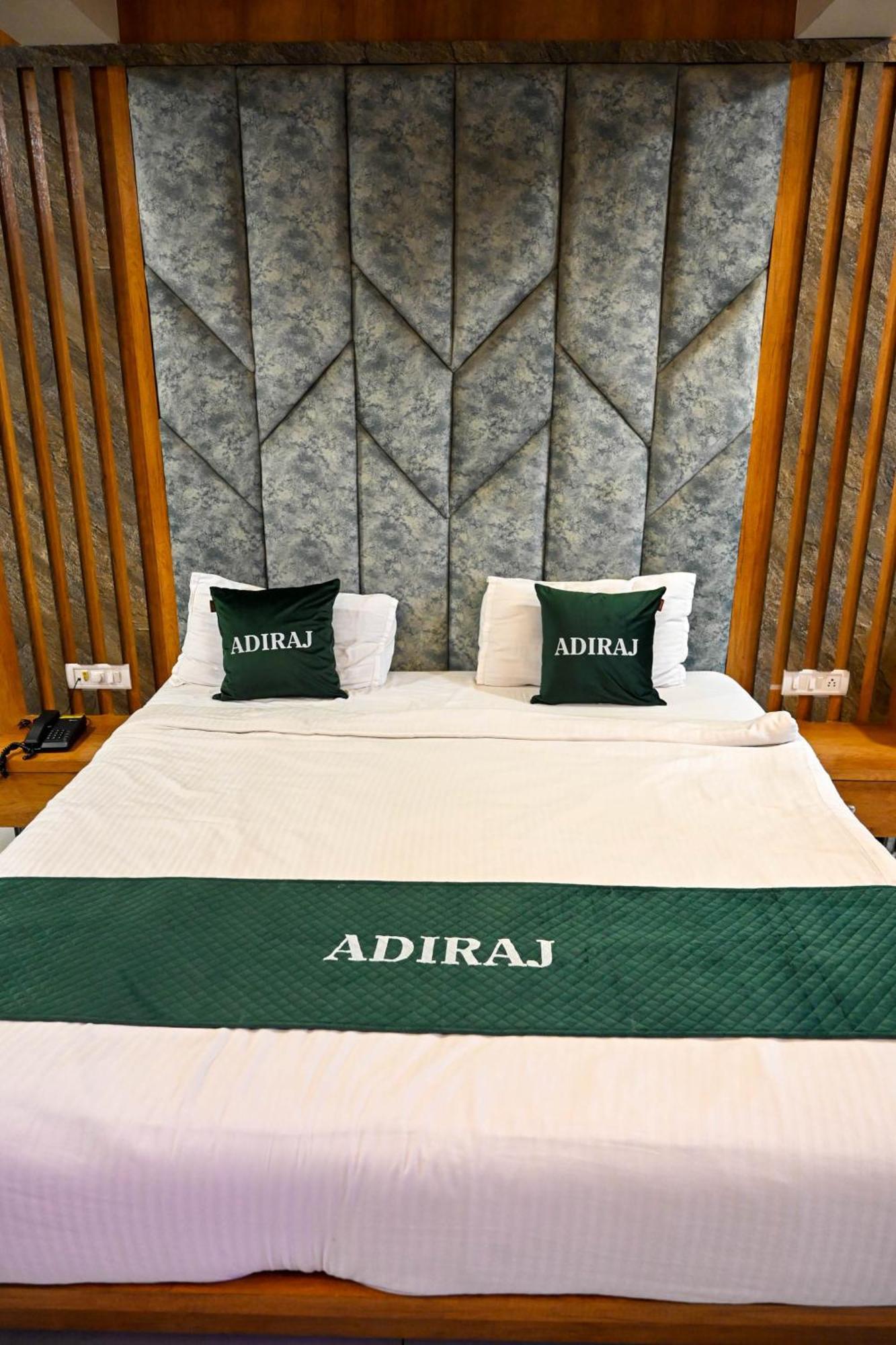 Adiraj Residency Ξενοδοχείο Νάβι Μουμπάι Εξωτερικό φωτογραφία